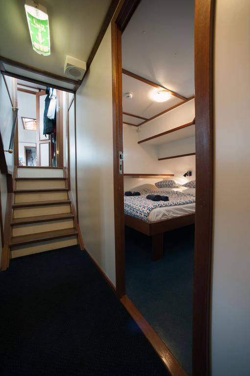 Hotelboot Sarah Amsterdam Oda fotoğraf