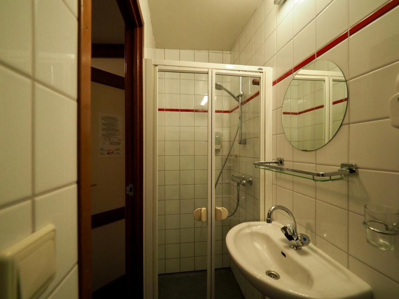 Hotelboot Sarah Amsterdam Dış mekan fotoğraf
